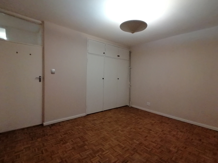 To Let 2 Bedroom Property for Rent in Bloubergrant Western Cape